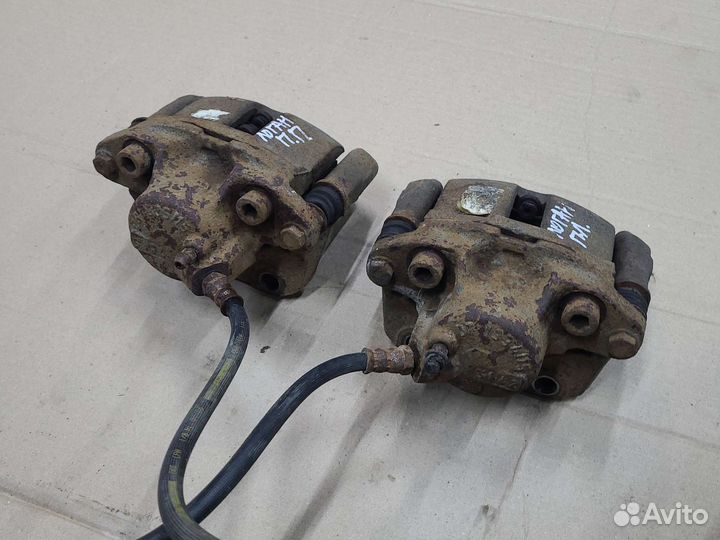 Суппорт передний Renault Logan 1 2004-2014