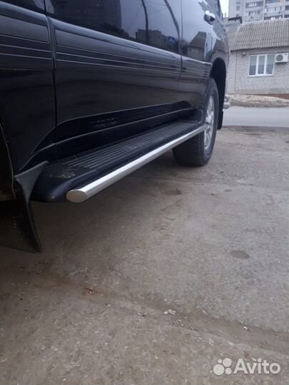 Защита порогов 42 мм Toyota Land Cruiser 100