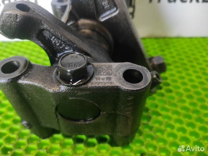 Вал рокеров Daf Xf 106