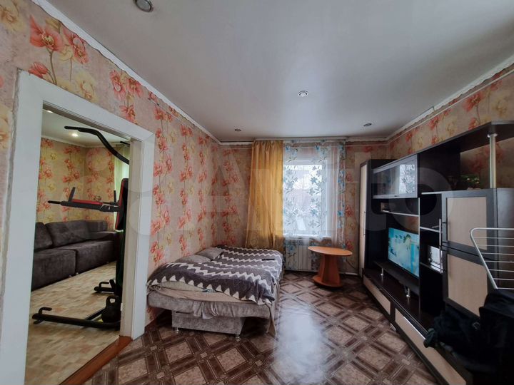 3-к. квартира, 48 м², 1/1 эт.