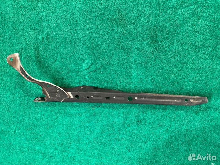 Рамка телевизора передняя Lexus Gs350 (12-17) 2GR