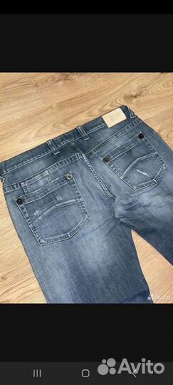 Джинсы