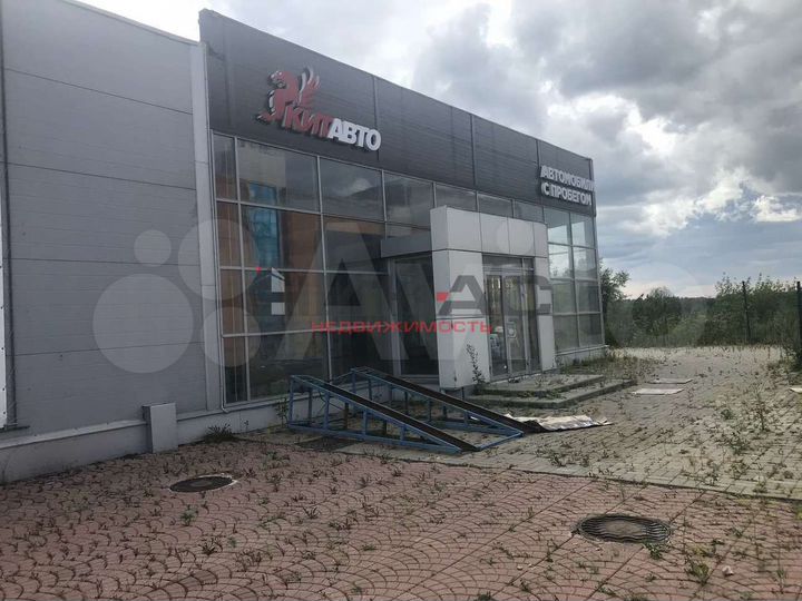 Сдам торговое помещение, 200 м²