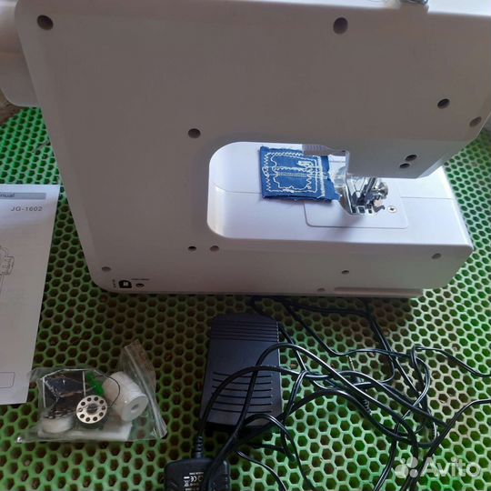 Швейная машина