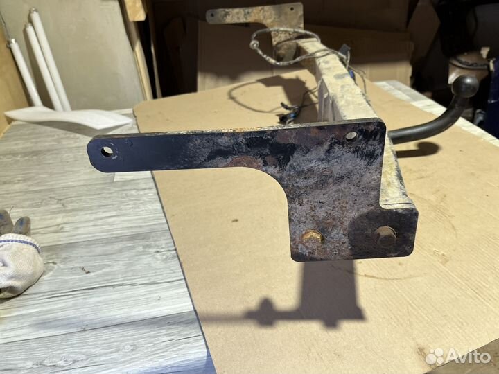 Фаркоп Рено Дастер