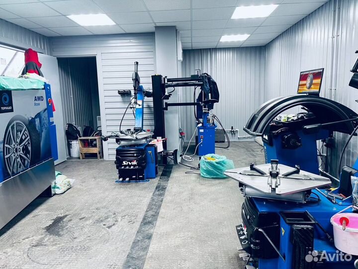 Zmax VanMejor C30 215/70 R15 R