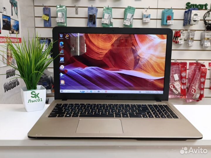 Ноутбук Asus intel N3700 лыс01