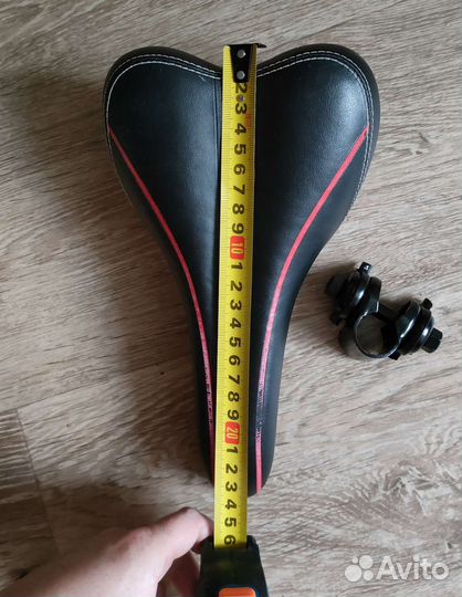 Седло для шоссейного велосипеда