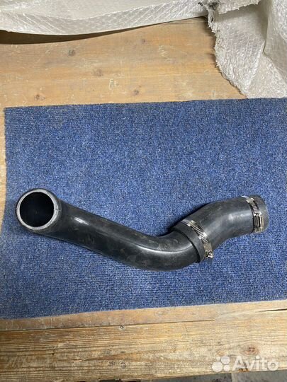 Патрубок на интеркулер freelander 2
