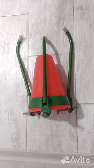 Подставка для ёлки тренога, бу (мкр Щ)