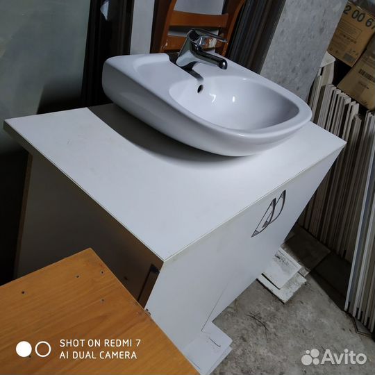 Тумба +раковина для ванной