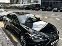 Lexus ES 2.5 AT, 2019, 140 000 км, с пробегом, цена 3 990 000 руб.