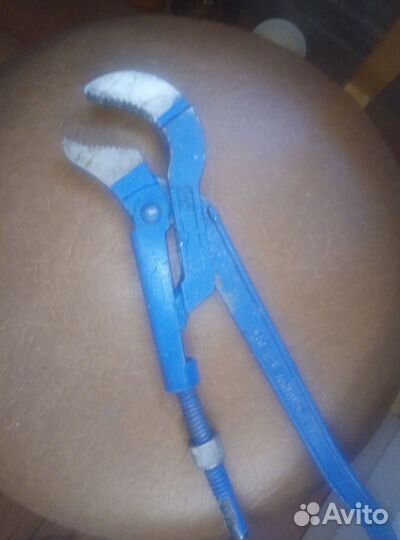 Ключ трубный 5