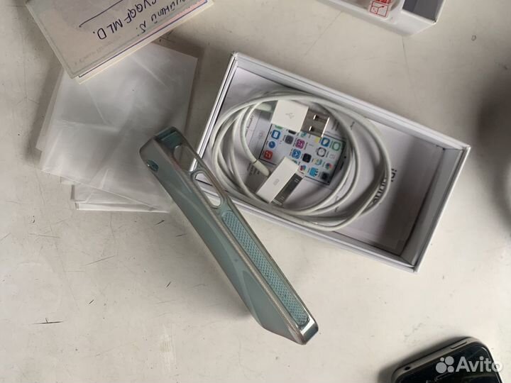 Телефон iPhone 4S