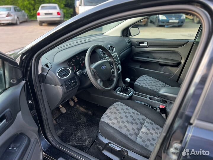 Ford Focus 1.6 МТ, 2006, 199 800 км