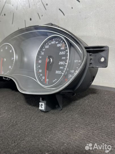 Панель приборов Audi A7