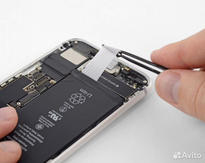 Замена аккумулятора iPhone 11