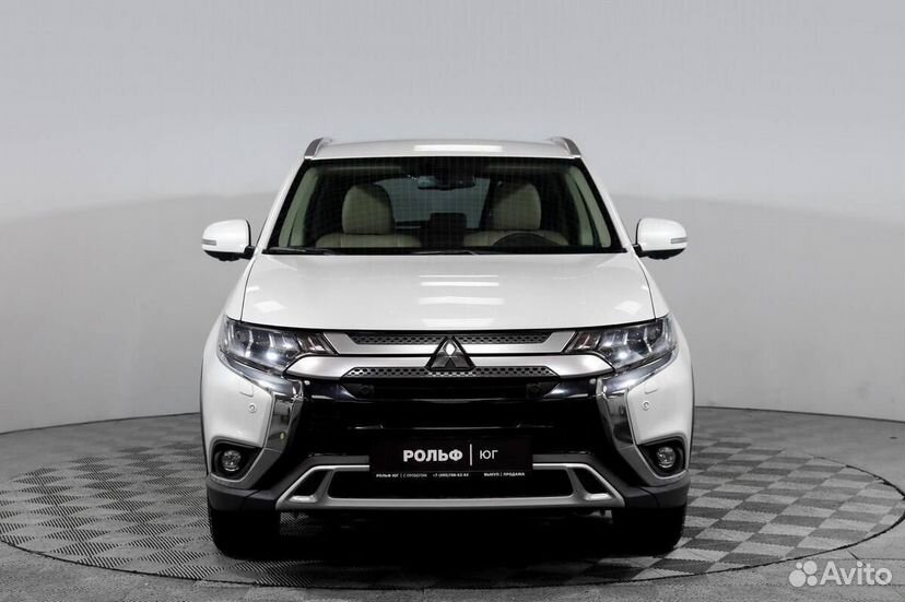 Mitsubishi Outlander 2.4 CVT, 2020, 115 861 км