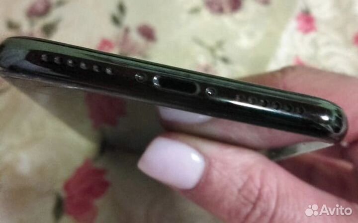 iPhone X, 64 ГБ