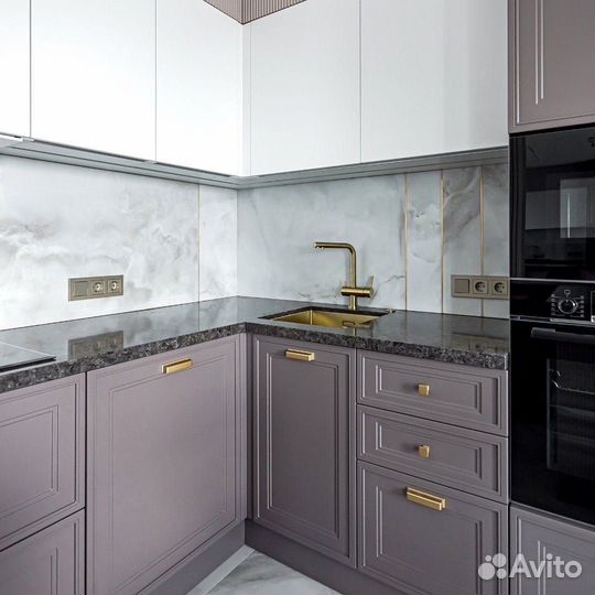 Кухня угловая с барной стойкой