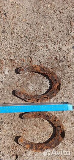 Подковы и шпоры