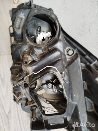 Фара правая Opel Corsa D