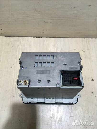 Магнитола Фольксваген Пассат B6