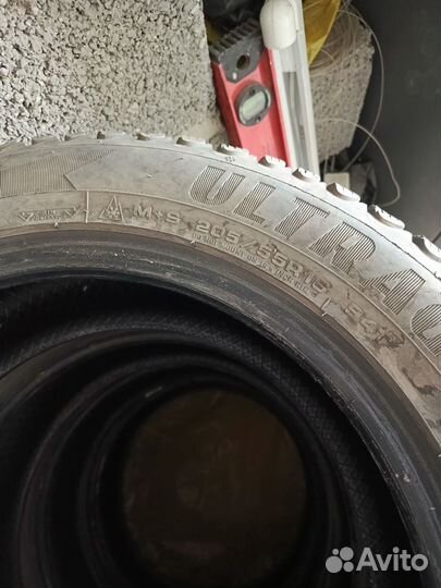 Goodyear Ultragrip Ice Arctic 205/55 R16