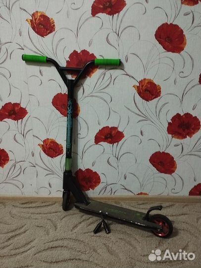 Самокат трюковой