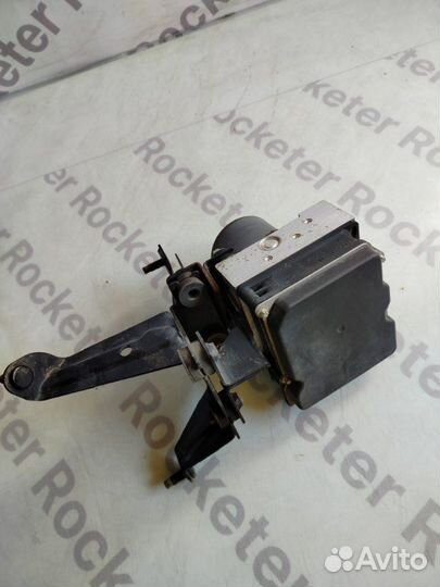 Блок ABS Nissan Fuga 2006