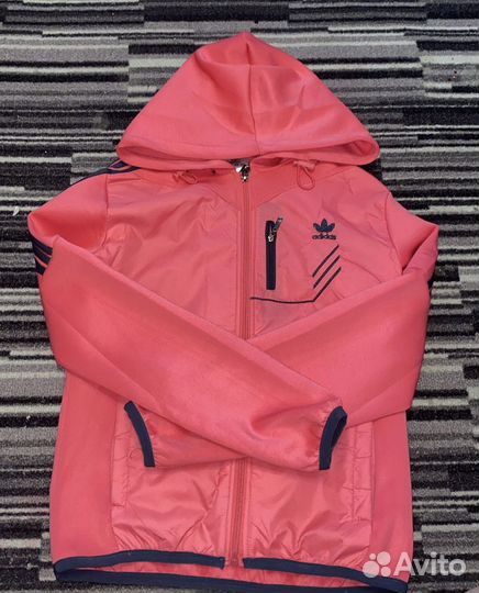 Спортивный костюм женский