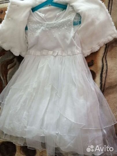 Платье для девочки новое