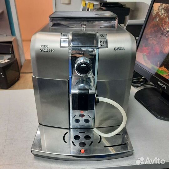 Б/У Кофемашина Philips Saeco Syntia HD8838