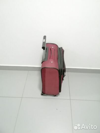 Чемодан на колесах бу