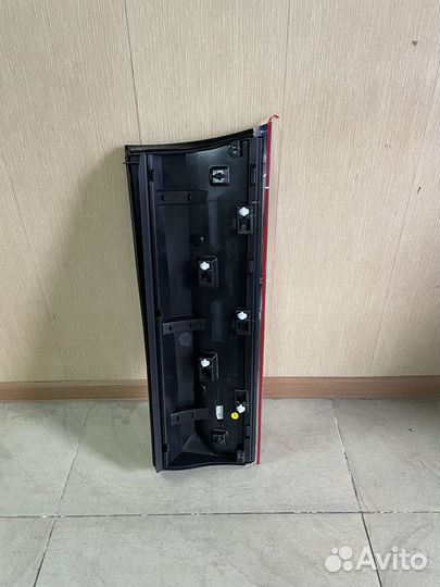 Новая задняя левая накладка LC9X R-Line Tiguan 2