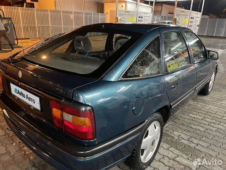 Opel Vectra 1.8 МТ, 1992, 200 000 км