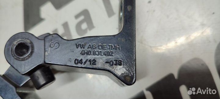 Петля дверная передняя правая Audi A7 4G CGW