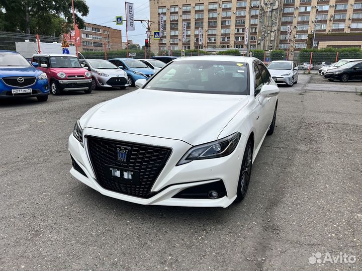 Toyota Crown, 2019