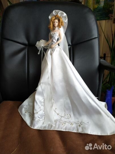 Статуэтка фарфор