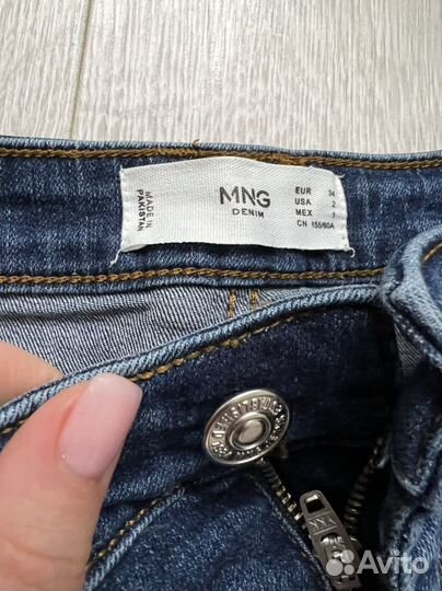 Джинсы Mango