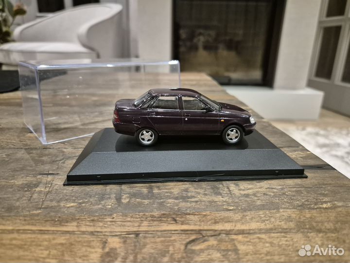 LADA priora 1/43 Deagostini