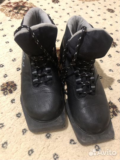 Ботинки для лыж