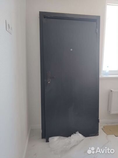 Дверь входная металлическая