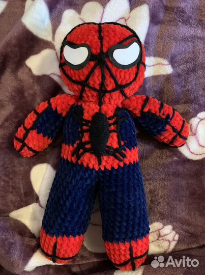Человек паук игрушка
