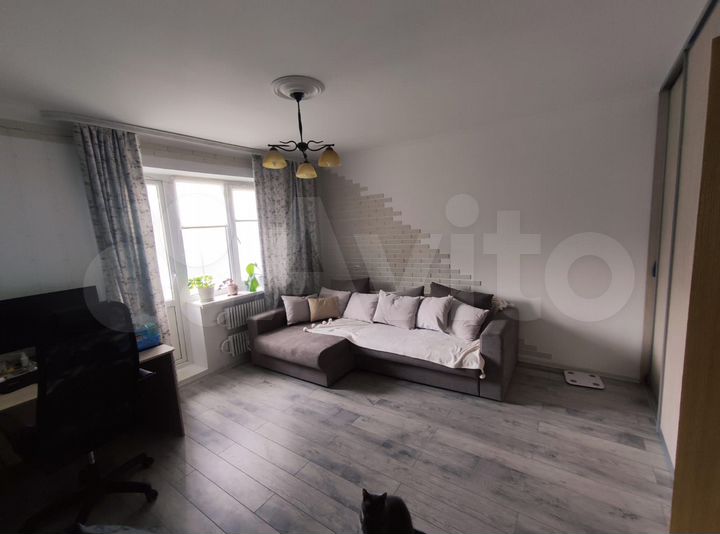 3-к. квартира, 70 м², 3/9 эт.