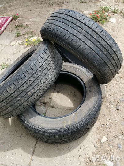 Kumho Solus KH14 235/65 R17