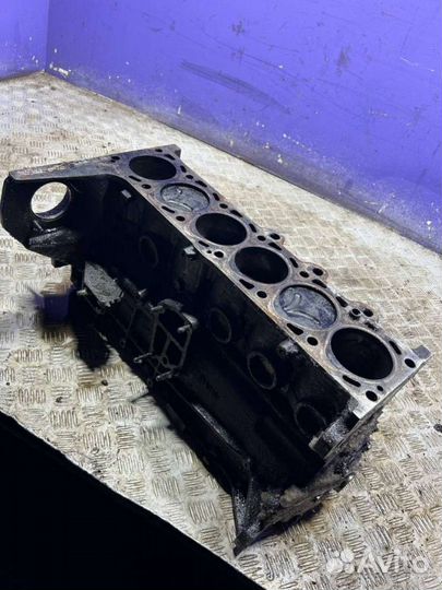 Блок цилиндров BMW 5 E39 1997