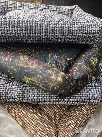 Лежаки для крупных собак