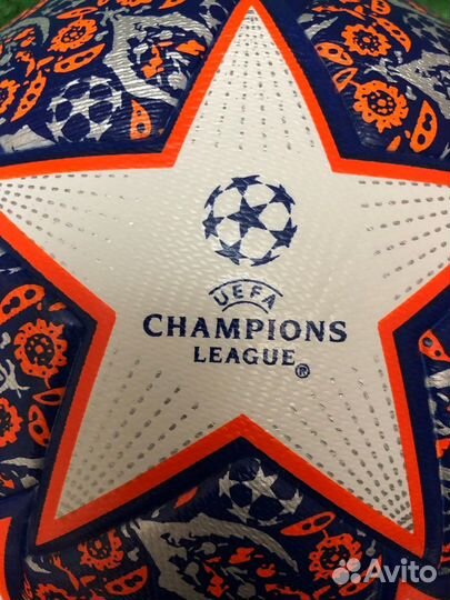 Футбольный мяч adidas лига чемпионов 2023