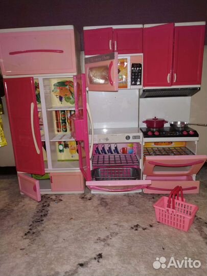 Мебель для кукол Барби, аксессуары